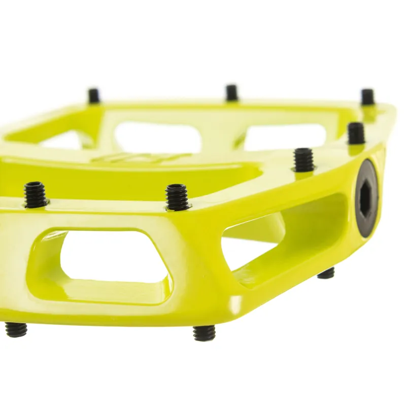 DMR V12 Pedals in Yellow-2